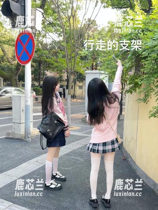 漂亮Cat Demon喵崽的泳装美图，唯美照片捕捉夏日的每一个动人瞬间.txt
